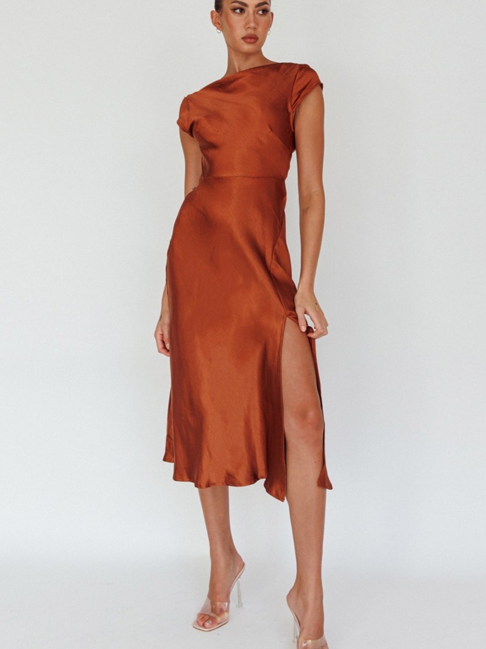 Selfie Leslie Lucinda Twist Back Midi Dress Brown
